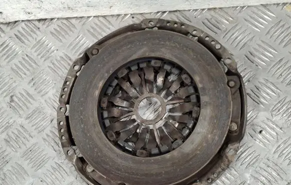 Toyota Avensis T250 Pressure plate 3100105030 3100105160