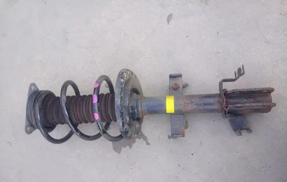 Renault Captur Front shock absorber/damper