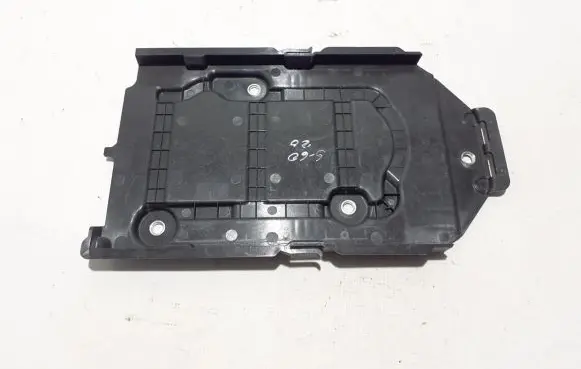 Battery bracket
