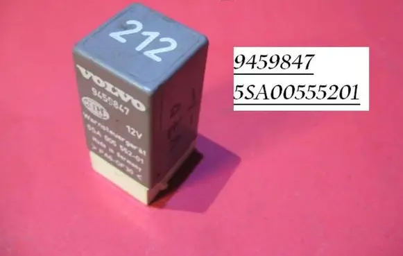 Volvo S80 Seat belt warning relay 9459847 5SA00555201