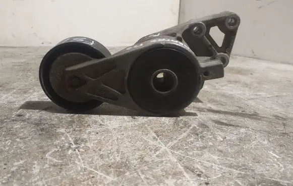 Volkswagen PASSAT B6 Alternator belt tensioner 06A903215F