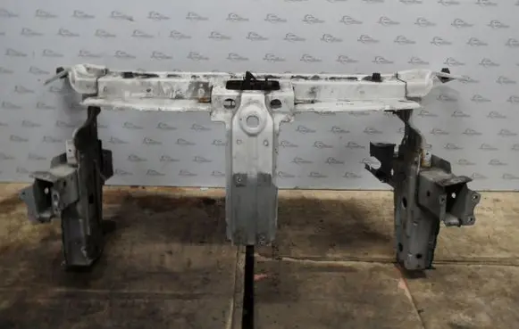 Dacia Sandero Front piece kit 