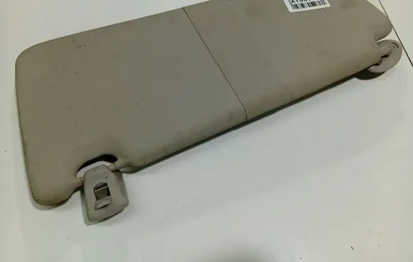 Sun visor