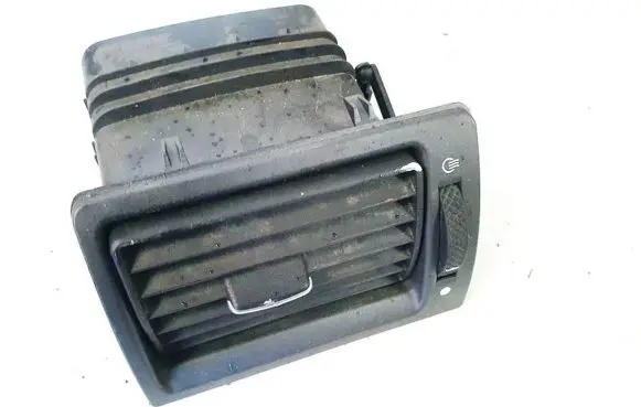 Ford Mondeo Mk III Dash center air vent grill