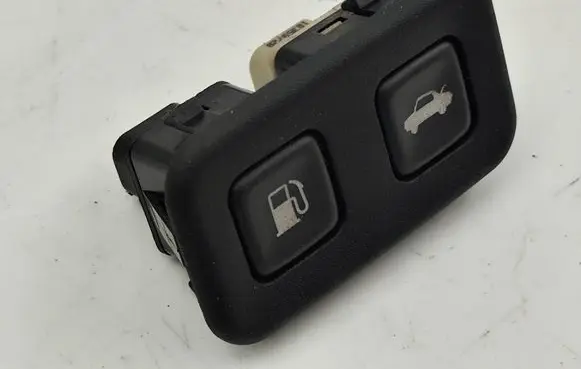 Chevrolet Corvette C6 Tailgate/boot open switch button 10359728 3115 PARTM0