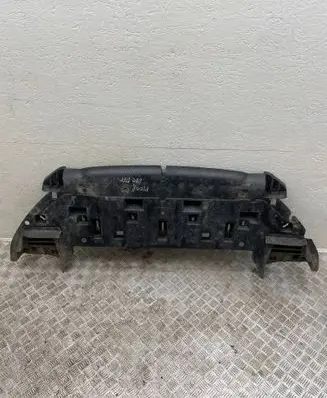 Peugeot 5008 Front bumper skid plate/under tray 9686646580
