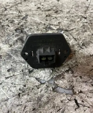KIA Carens I Heater blower motor/fan resistor