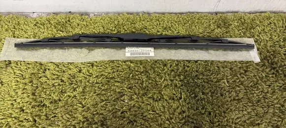 Nissan Primera Windshield/front glass wiper blade 28890JX56A