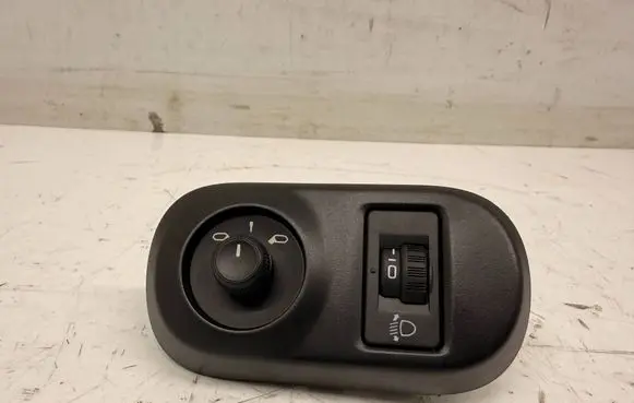 Citroen C4 Cactus Wing mirror switch CACTC4PRZELUST1 96673722ZD