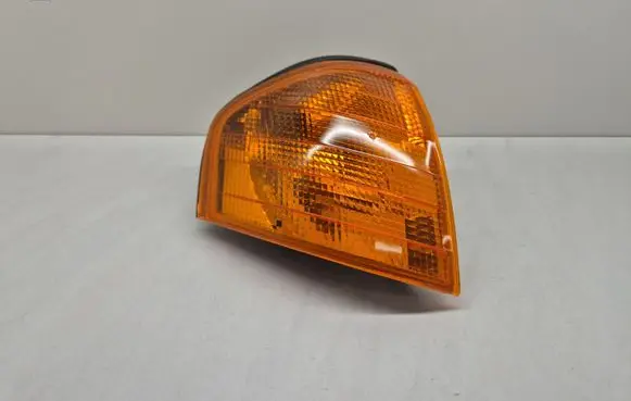 Mercedes-Benz C W202 Front indicator light 2028260643