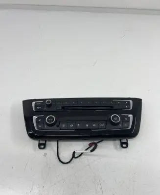 BMW M4 F82 F83 Climate control unit 9363546