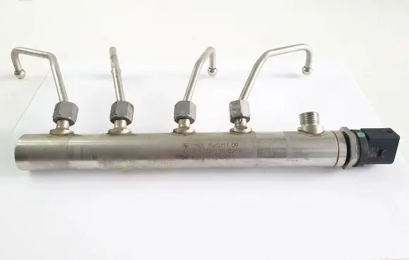 Fuel main line pipe