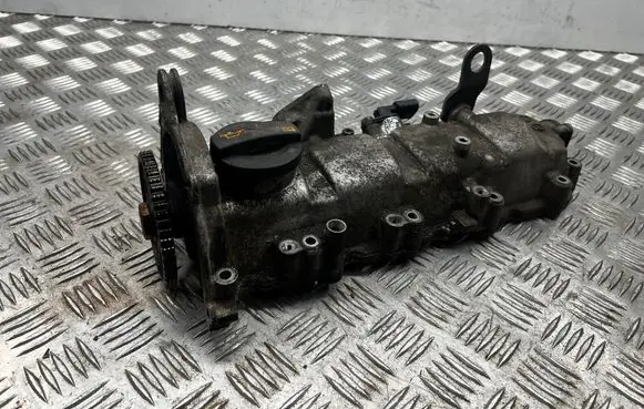 Skoda Octavia Mk2 (1Z) Rocker cam cover 03F103475K 03F109571F 03F103308E