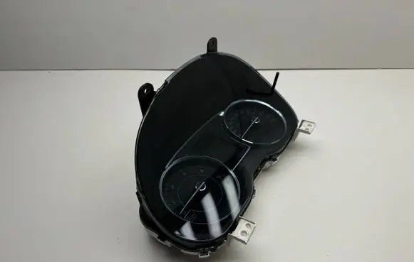 Speedometer (instrument cluster)