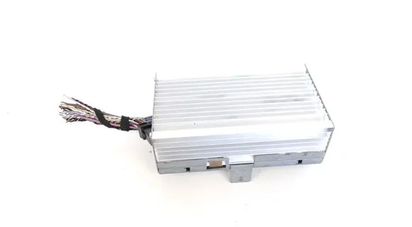 Tesla Model S Sound amplifier 65129312592 9312592