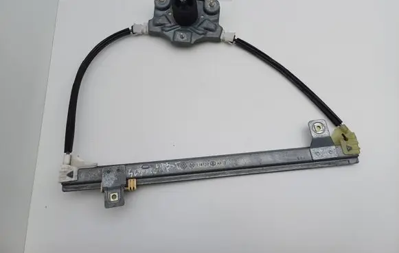 Renault Scenic I Rear door manual window regulator 114132