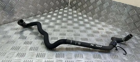 Engine coolant pipe/hose