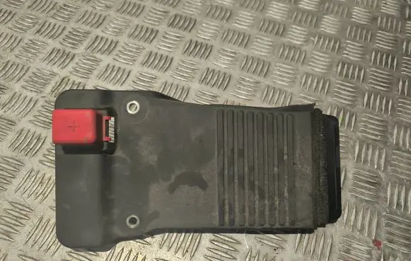 Volvo XC90 Fuse box cover 31479622