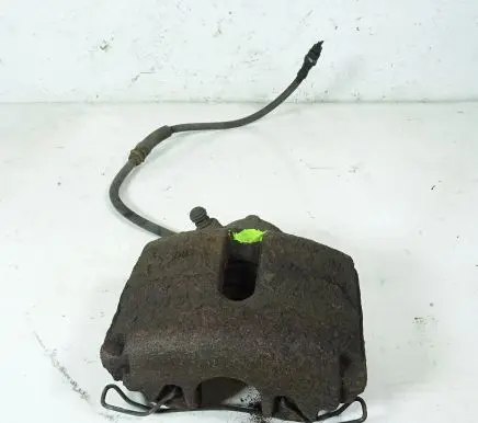 Volkswagen PASSAT B6 Front brake caliper