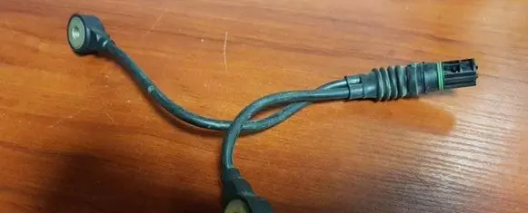 BMW 3 E46 Detonation knock sensor 1435485