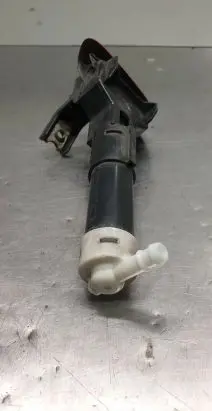 Toyota Prius (XW30) Headlight washer spray nozzle 8520847010