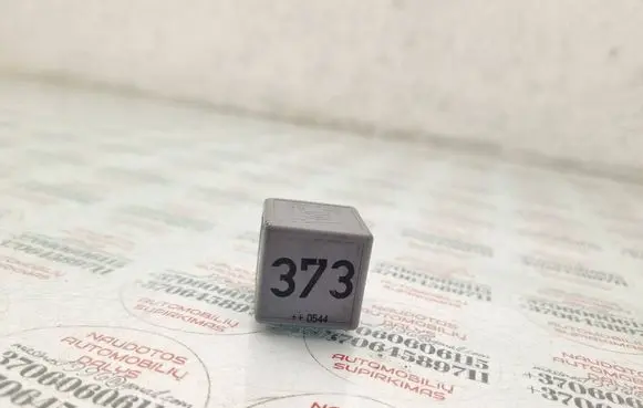 Audi Q7 4L Other relay 8D0951253A