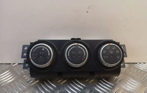 Nissan X-Trail T31 Climate control unit 27500JG74A A02000A7504000 C8122