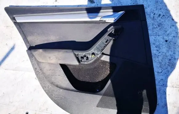 Skoda Octavia Mk3 (5E) Rear door card panel trim 5E5867175
