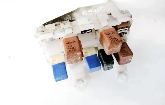 Nissan X-Trail T30 Fuse box set