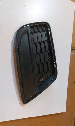 BMW X3 F25 Front bumper lower grill 8050445Lh 47177