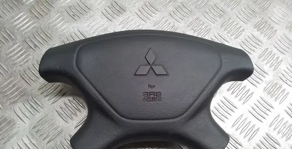 Mitsubishi Carisma Steering wheel airbag 3Y0123230017