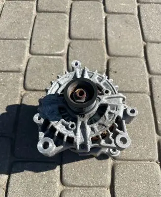 BMW 5 G30 G31 Generator/alternator 0125814008 12318575059 8575059