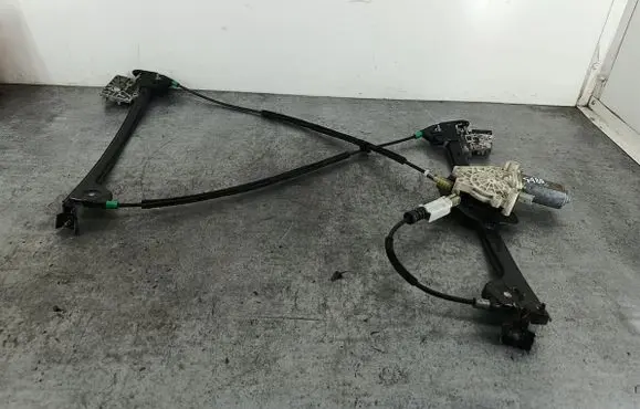Peugeot 206 CC Front door window regulator with motor 77460028