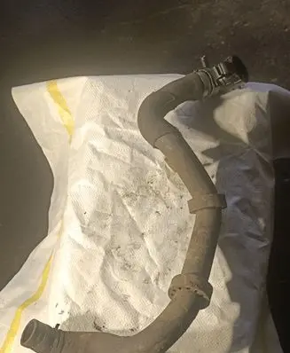 Volkswagen Touareg I Engine coolant pipe/hose 7L6122291H