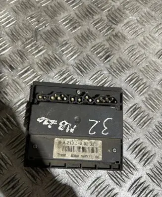 Mercedes-Benz E W210 Other control units/modules A2105450232