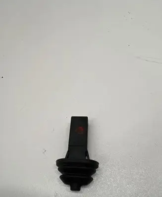 BMW 5 E60 E61 Fuel tank opening switch 82289392