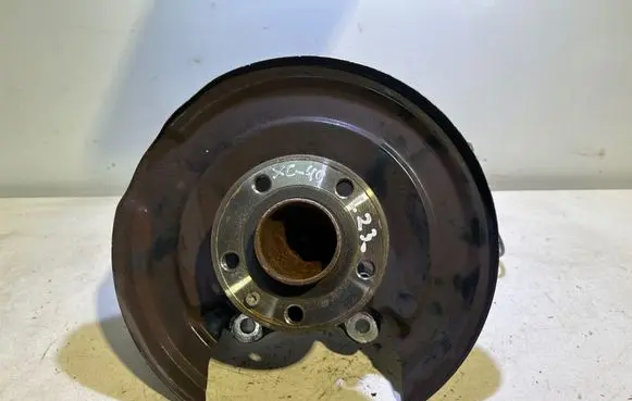 Volvo XC40 Rear wheel hub 322462496