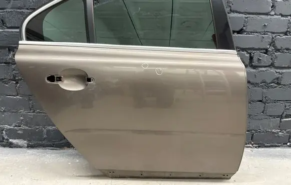 Rear door
