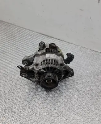 Toyota Yaris Generator/alternator 2706040020 1042108160