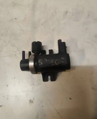 Peugeot 307 CC Valve vacuum 