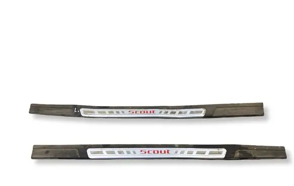 Skoda Octavia Mk2 (1Z) Front sill trim cover SCOUT