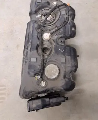 BMW X1 F48 F49 Fuel tank 