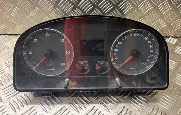 Volkswagen Touran I Speedometer (instrument cluster) 1T0920862F