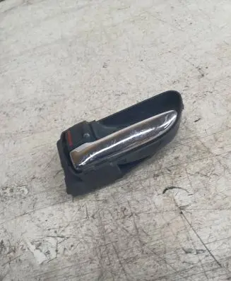 Subaru Legacy Front door interior handle