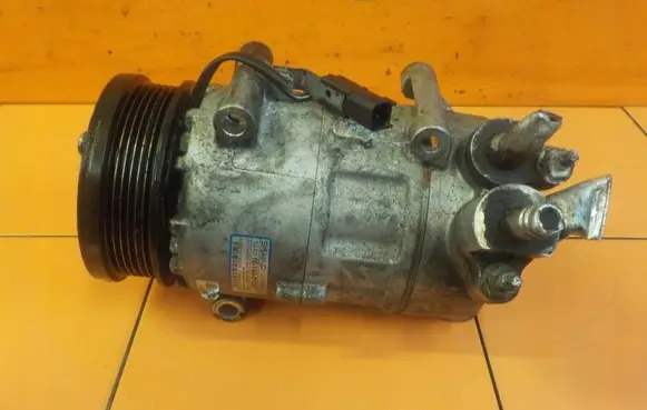 Land Rover Discovery 3 - LR3 Air conditioning (A/C) compressor (pump) 