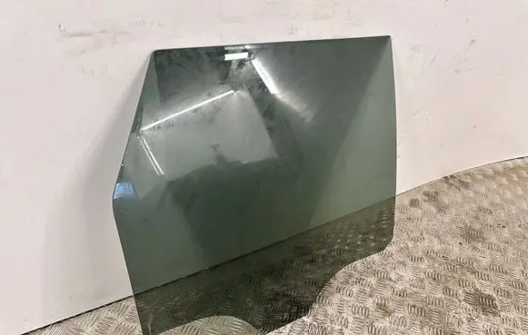 Ford Bronco Rear door window glass M1PBS25712BD M1PZ7825712A M1PZ7825712B