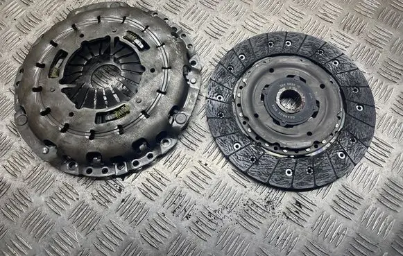 BMW 3 E90 E91 Clutch set kit 324063910