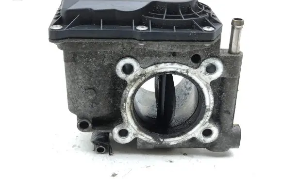 Mazda CX-7 Throttle valve R2AA136B0