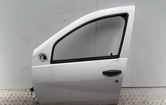 Dacia Duster Front door 801010887R COLOROD34