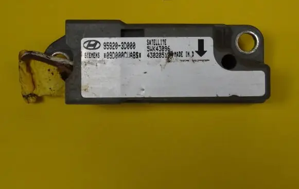 Hyundai Sonata Airbag deployment crash/impact sensor 959203D000